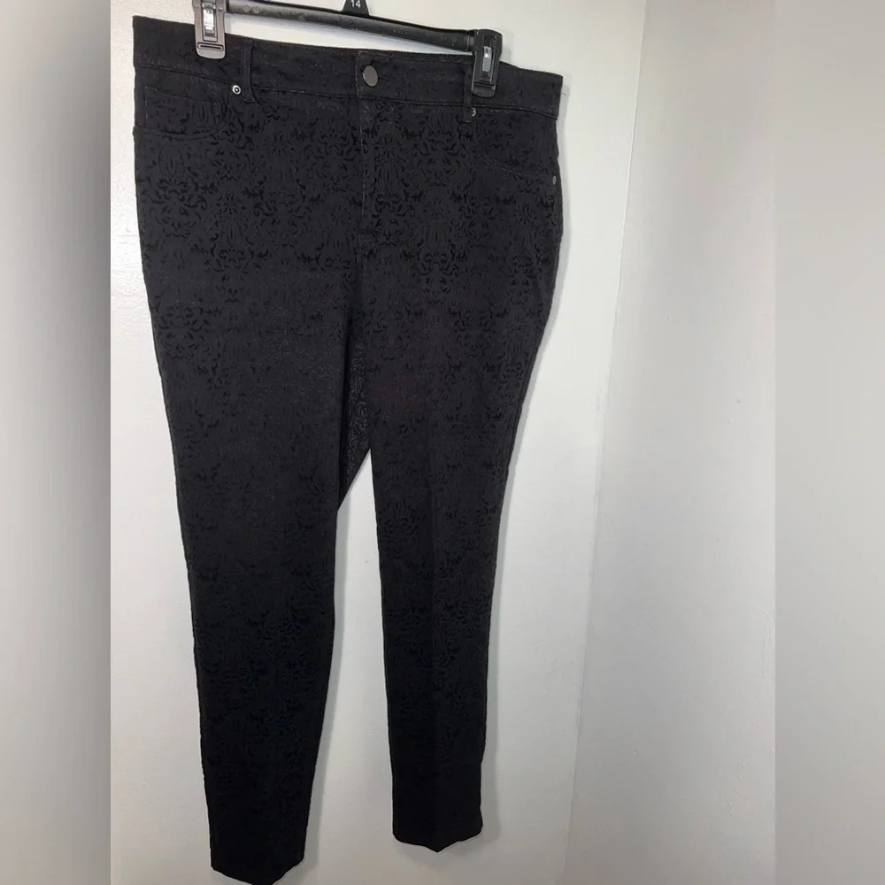 Cato, 16, Black tulle print high-rise stretch crop, button zip 5 pocket zip pant